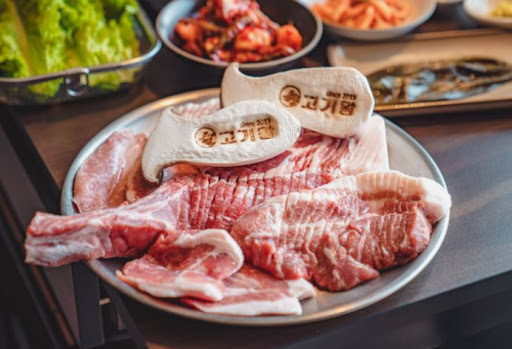 고기왕 하귀애월점이 애월현지인고기집 검색에서 확인되는 이유